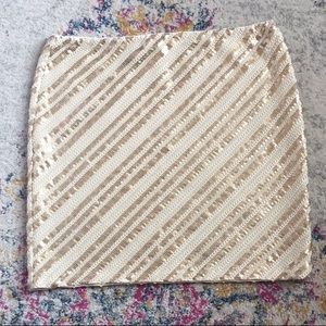 Ivory and gold sequin skirt!!✨